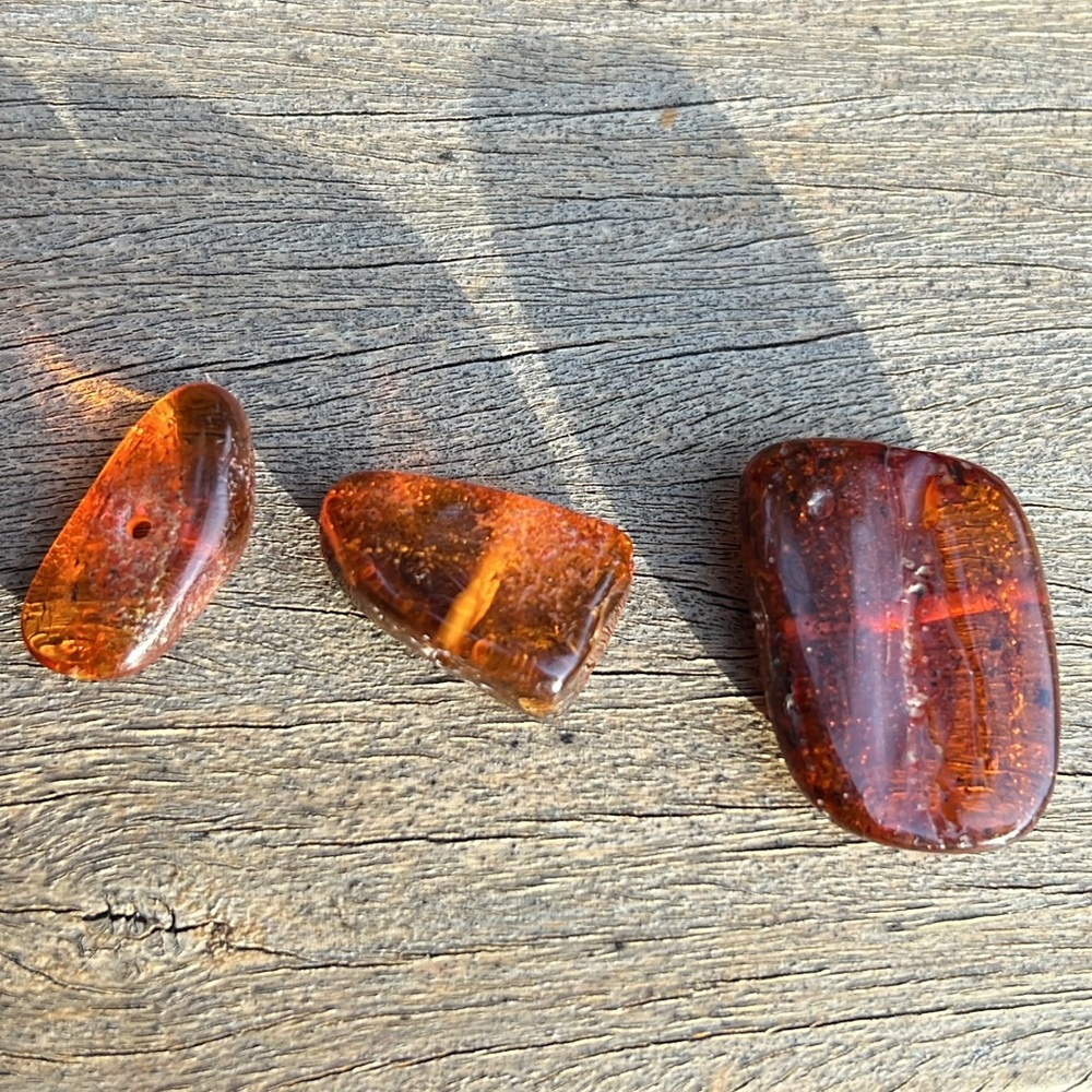 Amber Gemstone beads Trio cognac
